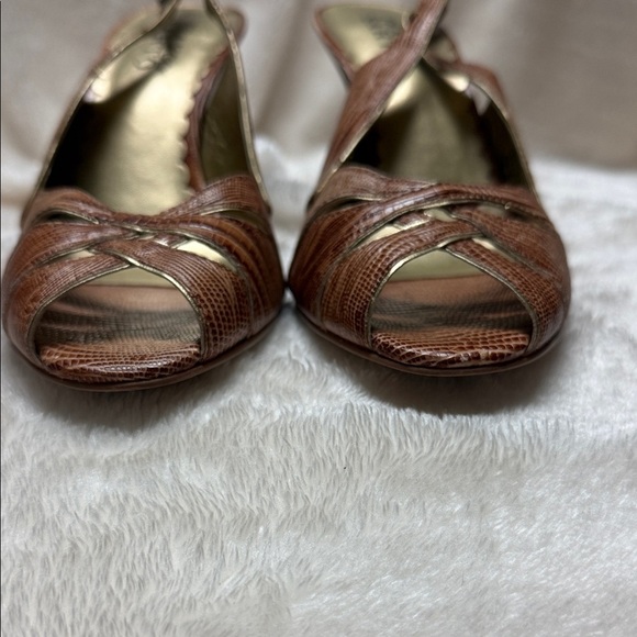 Franco Sarto Textured Brown Slingback Heels - Picture 3 of 12